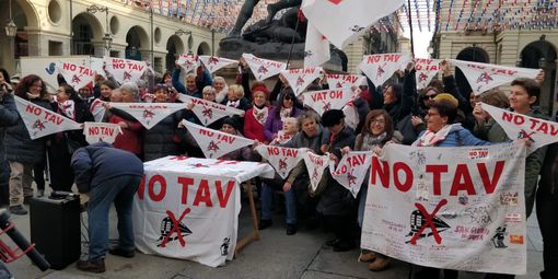 Manifestazione No Tav sabato a Torino, M5S: "In piazza con "50 mila amici""