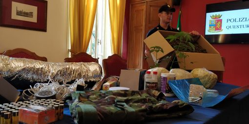 Madonna di Campagna: maxi sequestro di marijuana, 2 arresti Madonna di Campagna: maxi sequestro di marijuana, 2 arresti