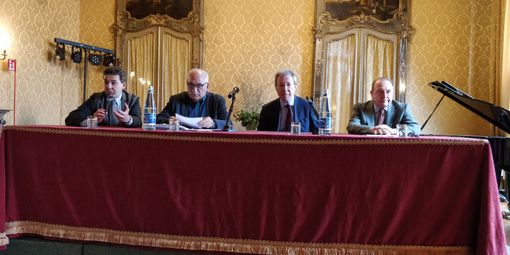 Spataro “bacchetta” i giornalisti torinesi: “No alle notizie che possono danneggiare le indagini”