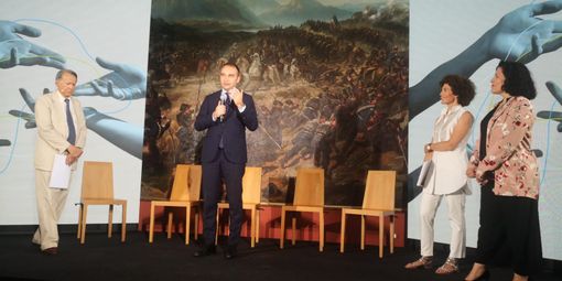 Franceschini da Torino: "Azienda si vergogni se non investe in cultura" Franceschini da Torino: "Azienda si vergogni se non investe in cultura"