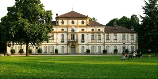 Il roseto del parco della Tesoriera intitolato alla violinista Teresina Tua Il roseto del parco della Tesoriera intitolato alla violinista Teresina Tua