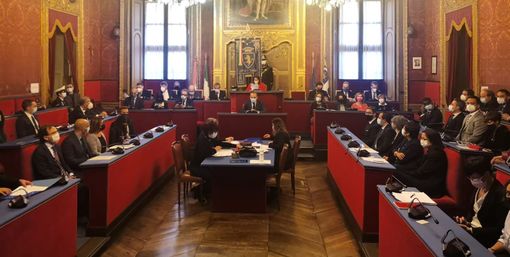 Primo Consiglio Comunale per Lo Russo, Viale polemizza: "Damilano ineleggibile, non voto" Primo Consiglio Comunale per Lo Russo, Viale polemizza: "Damilano ineleggibile, non voto"