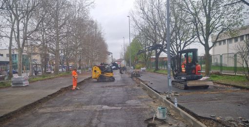 Nichelino, lavori in corso per la messa in sicurezza del piazzale di fronte a Maxwell ed Erasmo