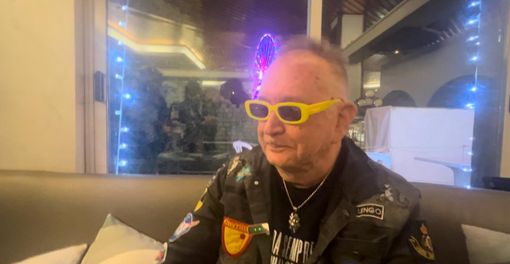 Johnson Righeira a Sanremo in duetto con Coma Cose Johnson Righeira a Sanremo in duetto con Coma Cose