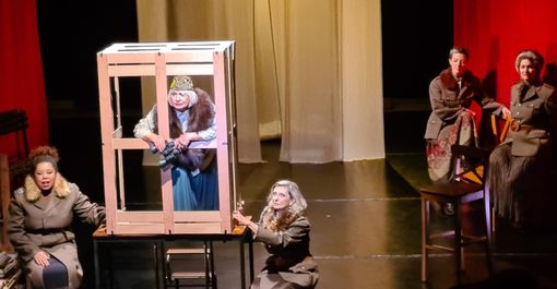 Sguardi su Falchera: il teatro accende la luce sull’invisibile Sguardi su Falchera: il teatro accende la luce sull’invisibile