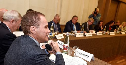 Due orizzontale: non solo Reno Alpi, Piemonte e Liguria puntano sul corridoio Mediterraneo. Aspettando Conte Due orizzontale: non solo Reno Alpi, Piemonte e Liguria puntano sul corridoio Mediterraneo. Aspettando Conte