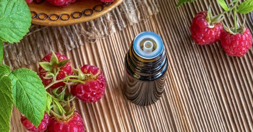 I benefici dell'olio di semi di lampone per la pelle I benefici dell'olio di semi di lampone per la pelle