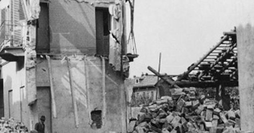 Chivasso ricorda le vittime del bombardamento sulla città ad 80 anni dal tragico evento Chivasso ricorda le vittime del bombardamento sulla città ad 80 anni dal tragico evento