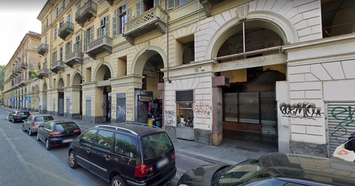 Un tratto dei portici di via Nizza Un tratto dei portici di via Nizza