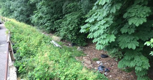 I rifiuti in corso Appio Claudio I rifiuti in corso Appio Claudio