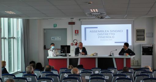 Sanità nel Pinerolese: «La situazione allarmistica non esiste», ma non tutti sono convinti