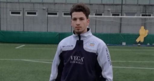 Nuovo ingresso nel Verbania a centrocampo: è Roberto Greco Nuovo ingresso nel Verbania a centrocampo: è Roberto Greco