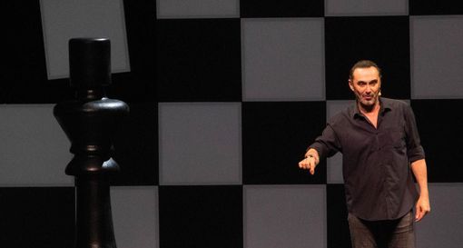 il comico Giuseppe Giacobazzi il comico Giuseppe Giacobazzi