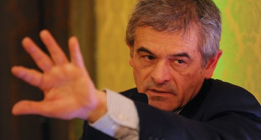 Tav, Chiamparino: "Da Roma allungano ancora il brodo. Si facciano partire i bandi senza pantomime" Tav, Chiamparino: "Da Roma allungano ancora il brodo. Si facciano partire i bandi senza pantomime"