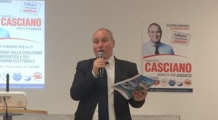 Collegno, il sindaco Casciano sul caso della bimba rom senza scuolabus: "Evitiamo strumentalizzazioni" Collegno, il sindaco Casciano sul caso della bimba rom senza scuolabus: "Evitiamo strumentalizzazioni"