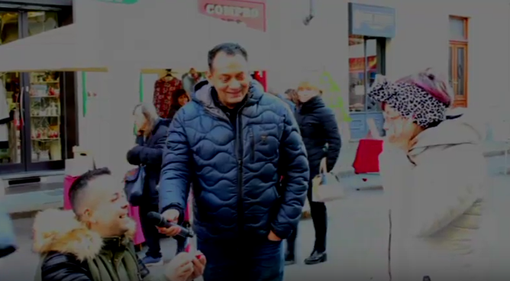 Proposta di matrimonio alla festa di via Frejus