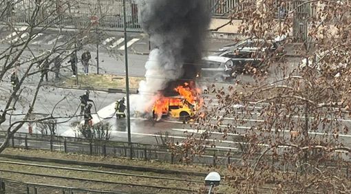 L'incendio è avvenuto in corso Unione Sovietica