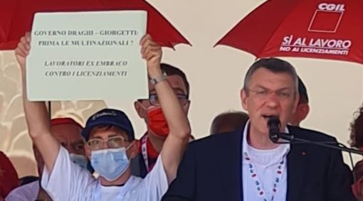 Lavoro, Landini in piazza Castello: "Non è il momento di creare fratture sociali. Embraco esempio di come non si fa politica industriale" [VIDEO]