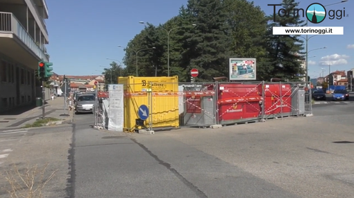 Cantieri a Lucento, i residenti si lamentano: &quot;Troppi disagi, ripartano subito i lavori&quot; [FOTO e VIDEO]