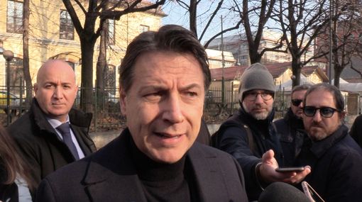 Riforma della giustizia, Conte critico: “Irragionevoli passi indietro”