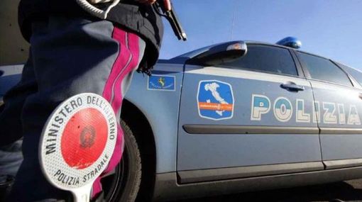 Multato perché viaggiava a oltre 200 all'ora sulla Torino-Aosta con la sua Ferrari 488 GTB