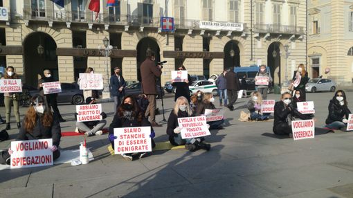 L'urlo di dolore dei centri estetici: &quot;Chiusi, senza ristori e discriminati&quot; [VIDEO]