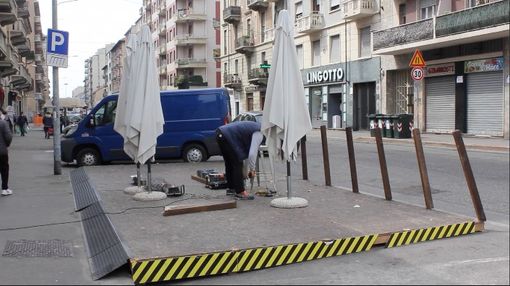 Un dehors montato durante la pandemia