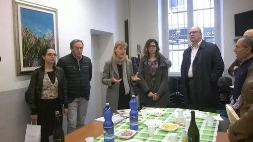 A sinistra il sindaco Fabrizio Puppo, al centro la segretaria Chiara Gaiola e a destra Dino Sportiello