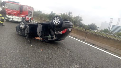Incidente sulla sopraelevata di Moncalieri: una vettura ribaltata e due feriti (foto d'archivio)