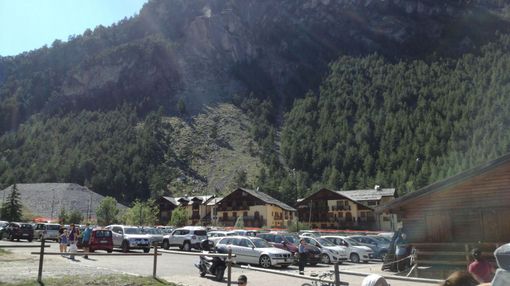 Bardonecchia: lavoro in corso a Melezet per "superare" la frana che minaccia tre condomini