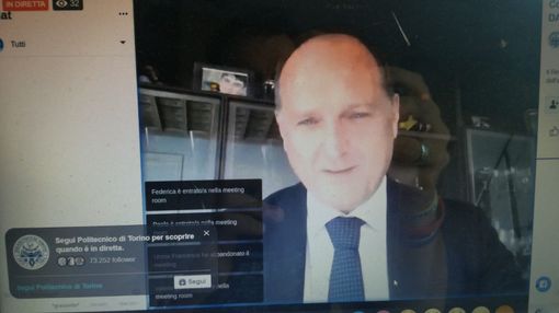 Il Politecnico di Torino progetta il futuro: da settembre entrerà in aula uno studente su quattro. &quot;L'ateneo pagherà mascherine e dispositivi&quot;