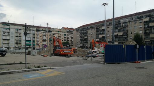 Dopo l'annuncio ora si scava nello &quot;sterrato&quot; di via Pasquale Paoli: cambia volto un pezzo di Borgo Filadelfia