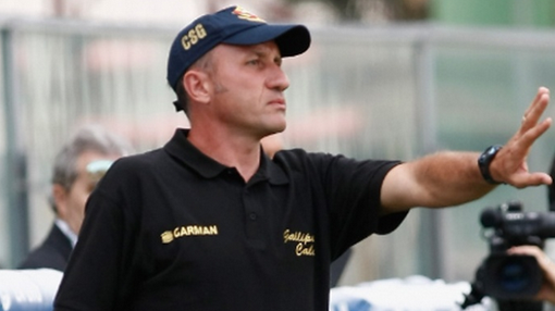 Ezio Rossi, tecnico del Pont Donnaz capolista