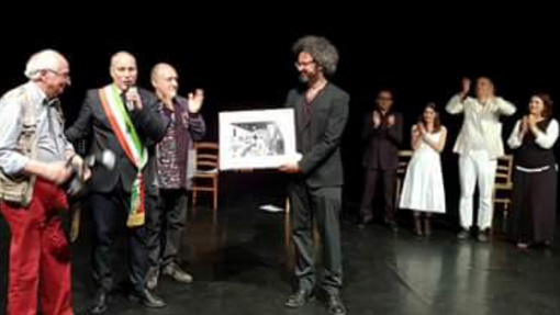 Collegno, tutto esaurito per &quot;Lettere da un manicomio&quot; di Simone Cristicchi