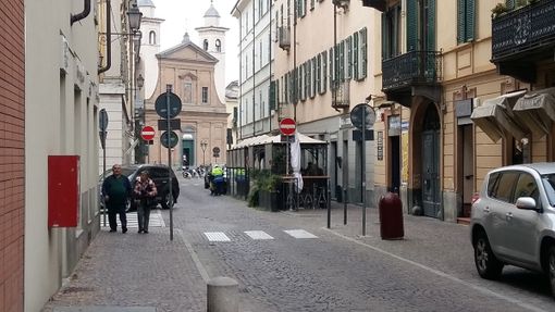 Arriva il cantiere della ciclabile: primo tratto di via Trieste a Pinerolo chiuso al traffico veicolare Arriva il cantiere della ciclabile: primo tratto di via Trieste a Pinerolo chiuso al traffico veicolare