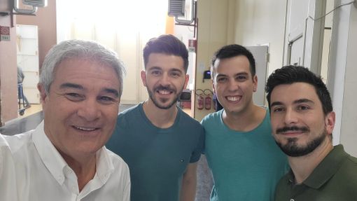 Pino Insegno con i pinerolesi, da sinistra, Alberto Pimpini, Stefano Perucca e Lorenzo Piatti Pino Insegno con i pinerolesi, da sinistra, Alberto Pimpini, Stefano Perucca e Lorenzo Piatti