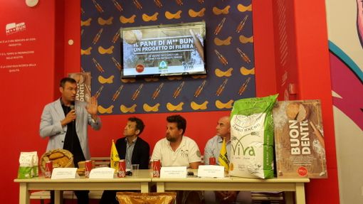 Slow, fast e integrale: da M** Bun si addenta il pane di filiera (VIDEO)