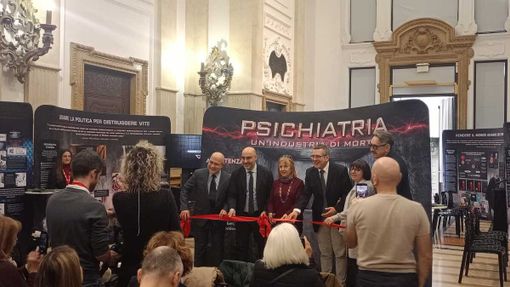 Mostra e convegno sulla psichiatria al Palazzo della Luce