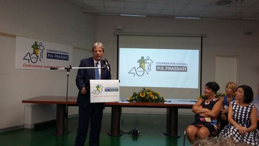 Gentiloni a Torino: "Qui ho visto l'Italia sociale che risponde alle esigenze" (fotogallery)