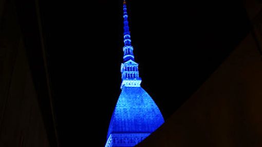 La Mole si accende di blu questa notte La Mole si accende di blu questa notte