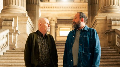 Una scena del film vincitore con i due protagonisti in primo piano