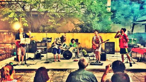 Ollapanini: oscilliamo tra l’esistenzialismo e il carnevalesco Ollapanini: oscilliamo tra l’esistenzialismo e il carnevalesco