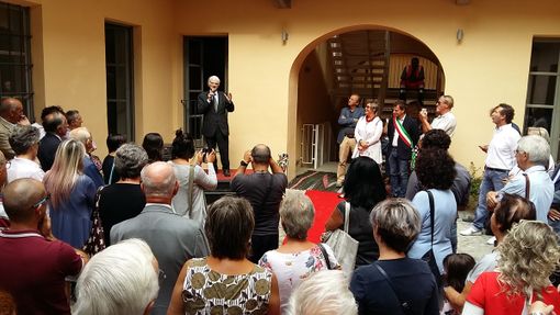 A Pinerolo “due braccia” che accolgono chi è temporaneamente in difficoltà