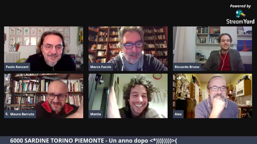 A un anno dal pienone di piazza Castello, a Torino tornano le Sardine: "Crediamo ancora in una politica diversa" A un anno dal pienone di piazza Castello, a Torino tornano le Sardine: "Crediamo ancora in una politica diversa"