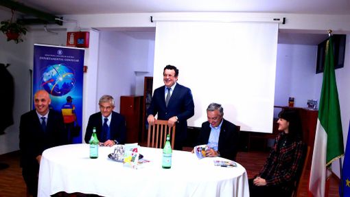 "Come fratelli" si è raccontato nel salotto buono di Torino "Come fratelli" si è raccontato nel salotto buono di Torino