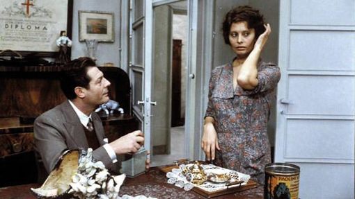 Il Museo Nazionale del Cinema si	aggiudica il vestito di Sophia Loren in "Una giornata particolare" di Ettore Scola Il Museo Nazionale del Cinema si	aggiudica il vestito di Sophia Loren in "Una giornata particolare" di Ettore Scola