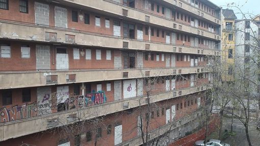 Torino, c'è l'acquirente per i caseggiati di via Fiochetto Torino, c'è l'acquirente per i caseggiati di via Fiochetto