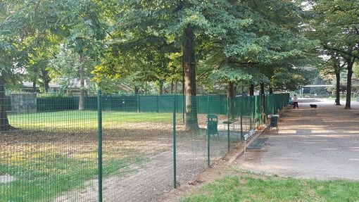 Il Comune apre l'area cani di via Cercenasco, la circoscrizione la richiude: &quot;Lavori non terminati&quot;