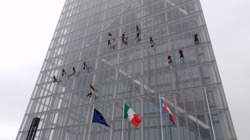 babbi Natale grattacielo della regione