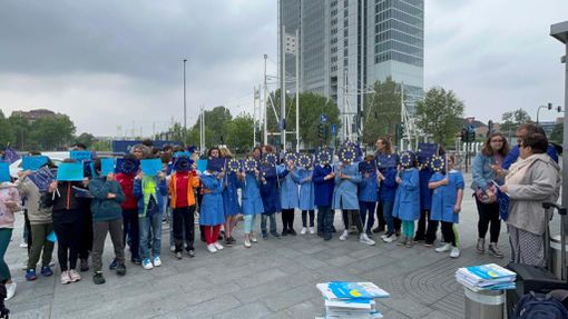 Bambini e flash mob per la festa dell'Europa